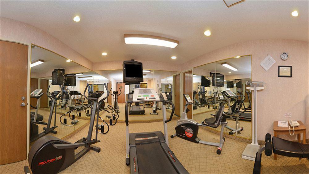 Quality Inn & Suites Woodstock Near Lake Geneva Εξωτερικό φωτογραφία